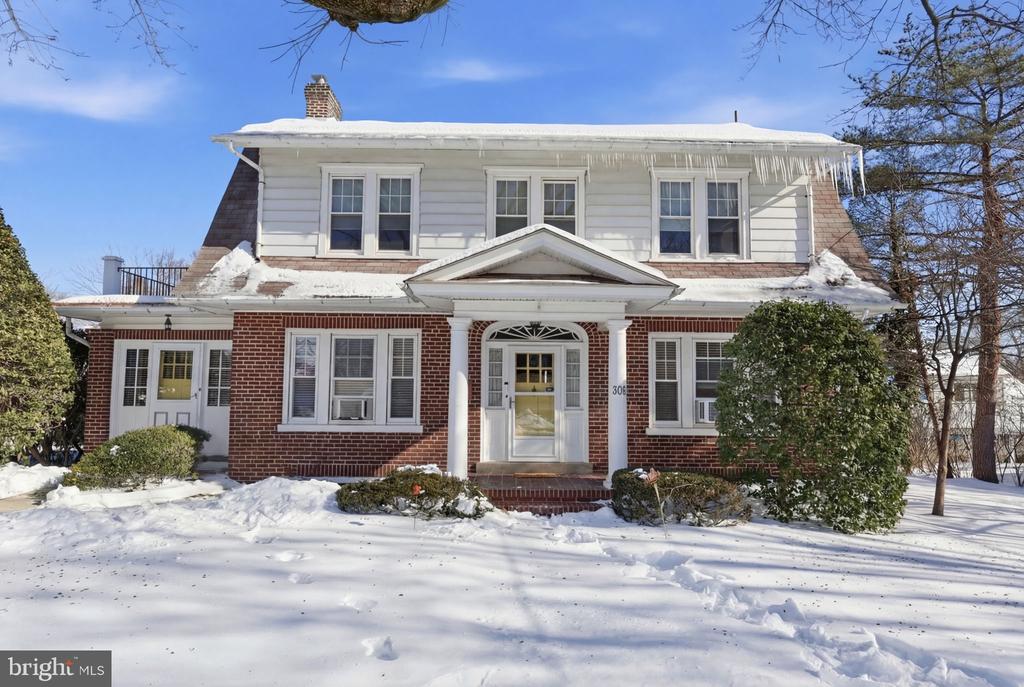 309 VINE STREET