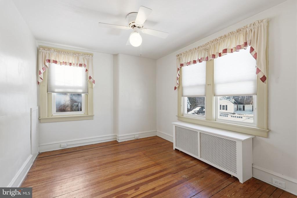 309 VINE STREET
