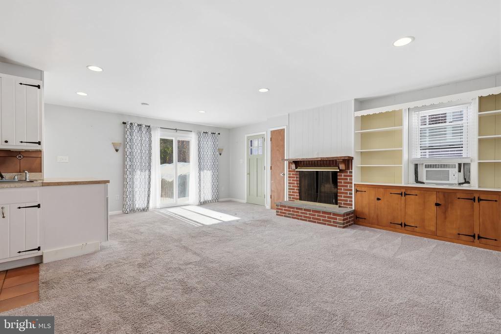 309 VINE STREET