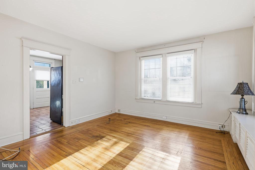 309 VINE STREET