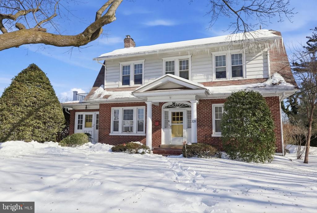 309 VINE STREET