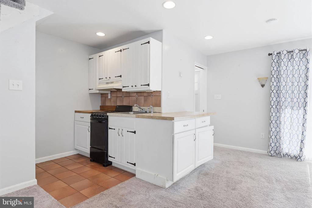 309 VINE STREET
