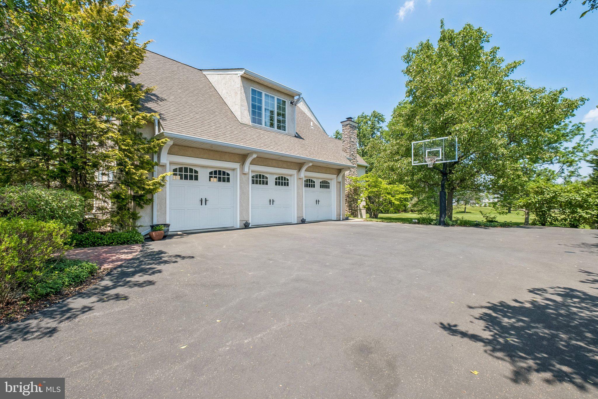 11 WORDSWORTH DRIVE