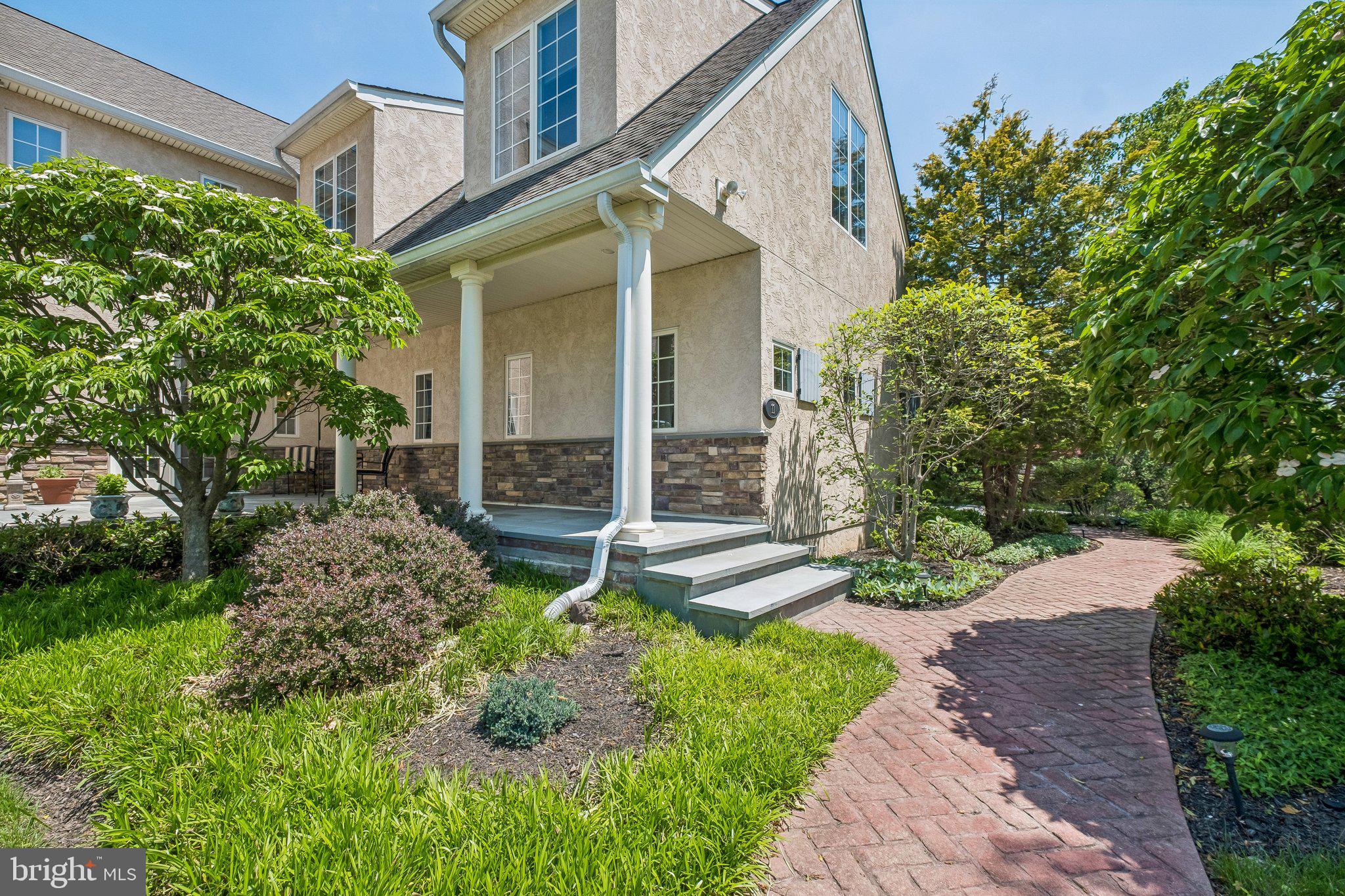 11 WORDSWORTH DRIVE