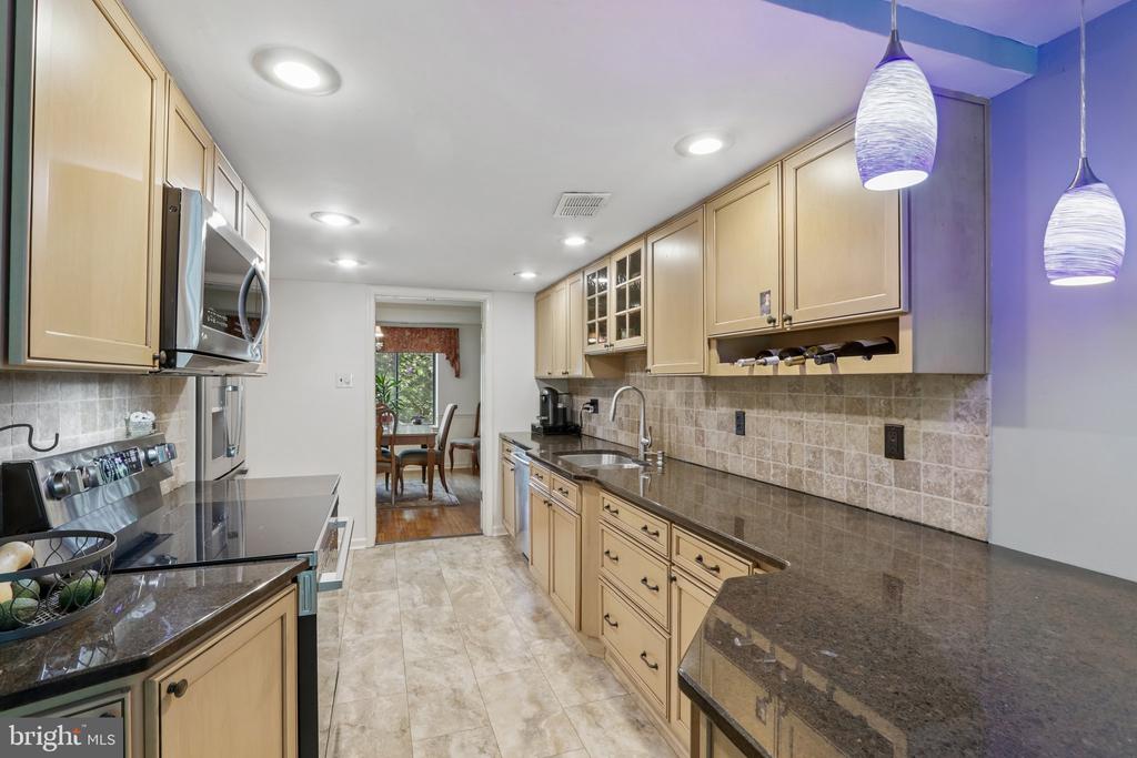 67 GOLF CLUB DRIVE