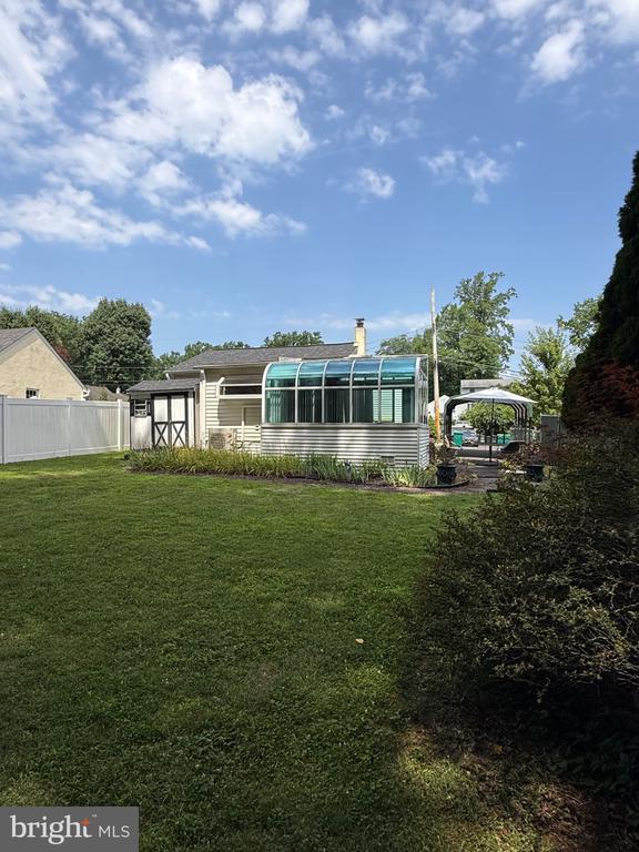 623 KNOLL AVENUE