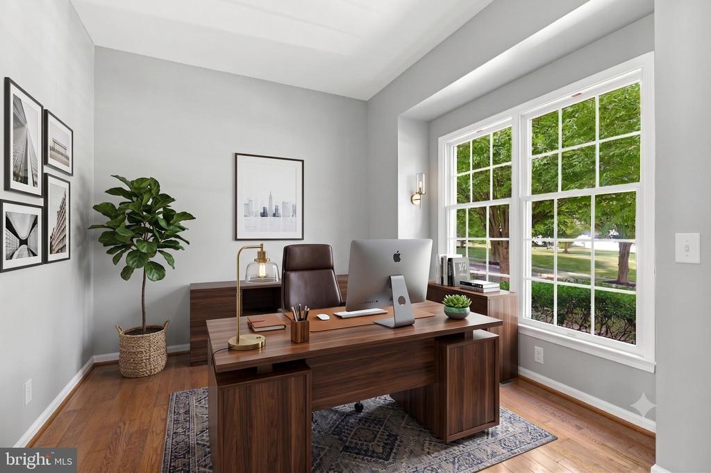 406 DORNISHWOOD PLACE