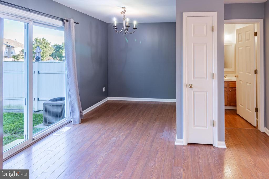 131 SUNNYSIDE LANE