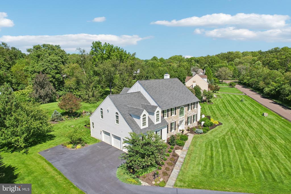 3696 COLDBROOK CIRCLE