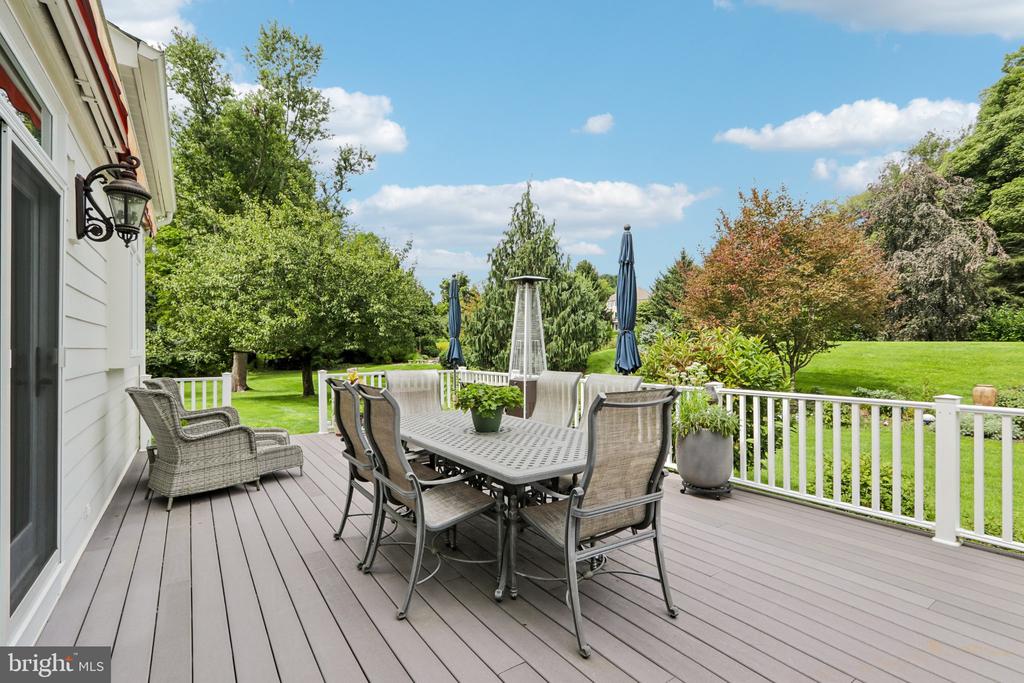 3696 COLDBROOK CIRCLE