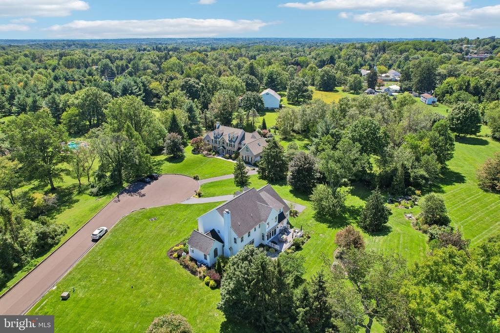 3696 COLDBROOK CIRCLE