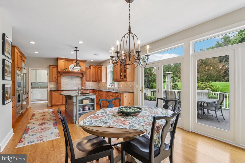 3696 COLDBROOK CIRCLE
