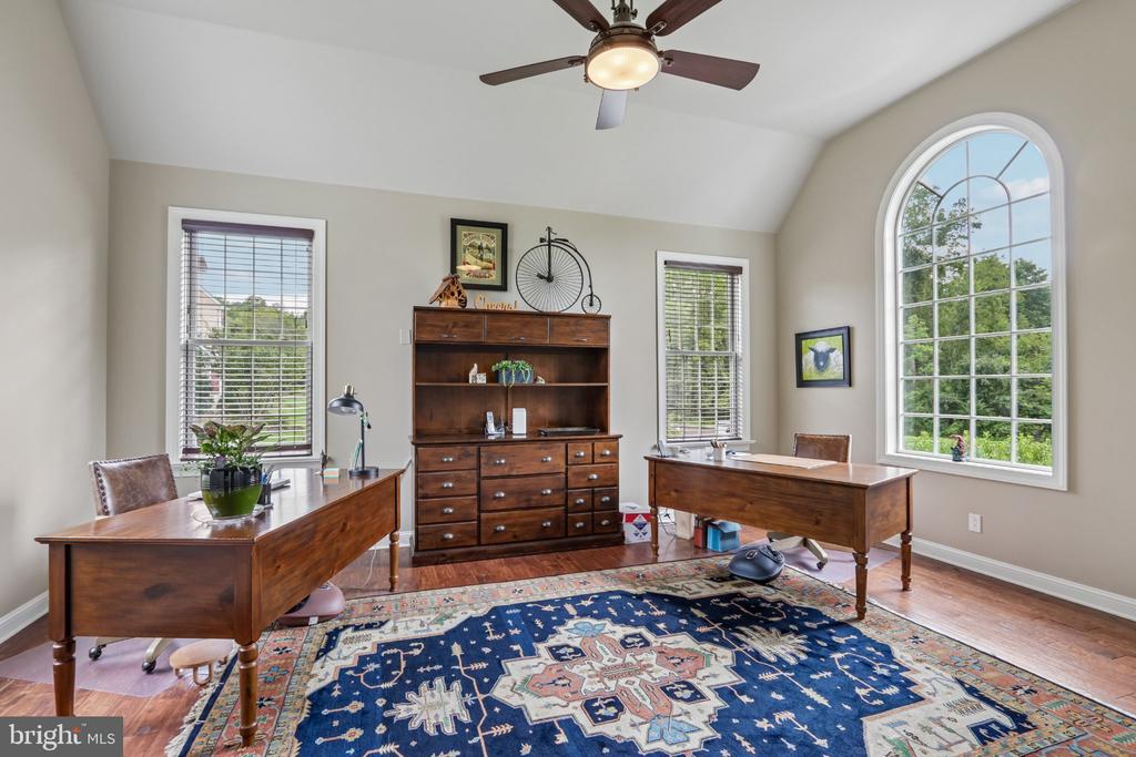 3696 COLDBROOK CIRCLE