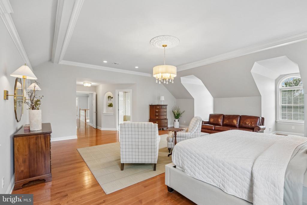 3696 COLDBROOK CIRCLE