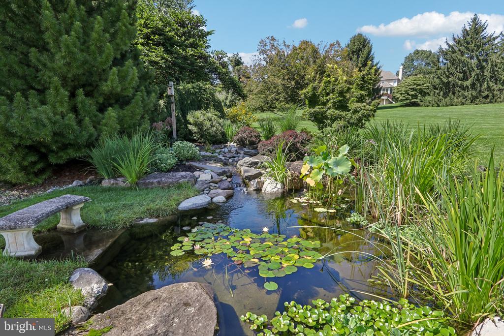 3696 COLDBROOK CIRCLE