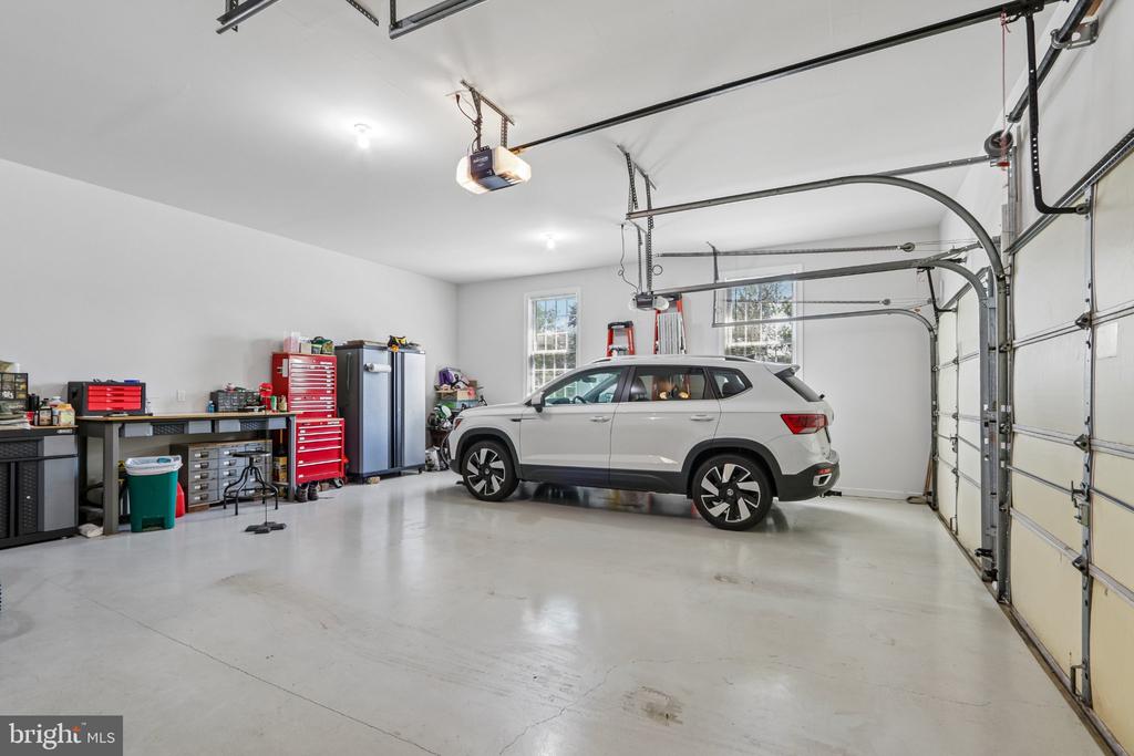 3696 COLDBROOK CIRCLE