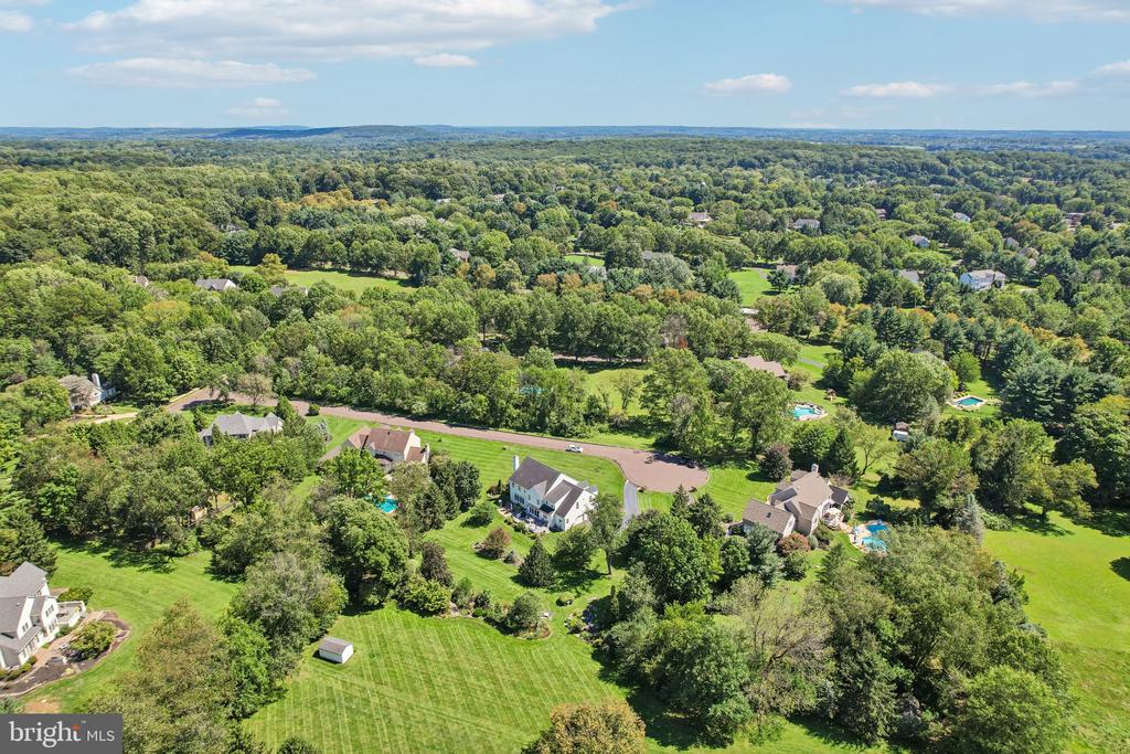 3696 COLDBROOK CIRCLE