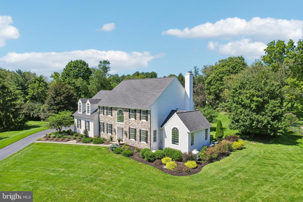3696 COLDBROOK CIRCLE