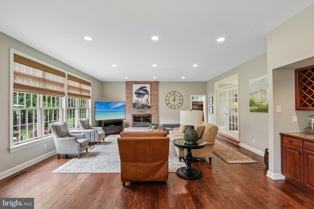 3696 COLDBROOK CIRCLE