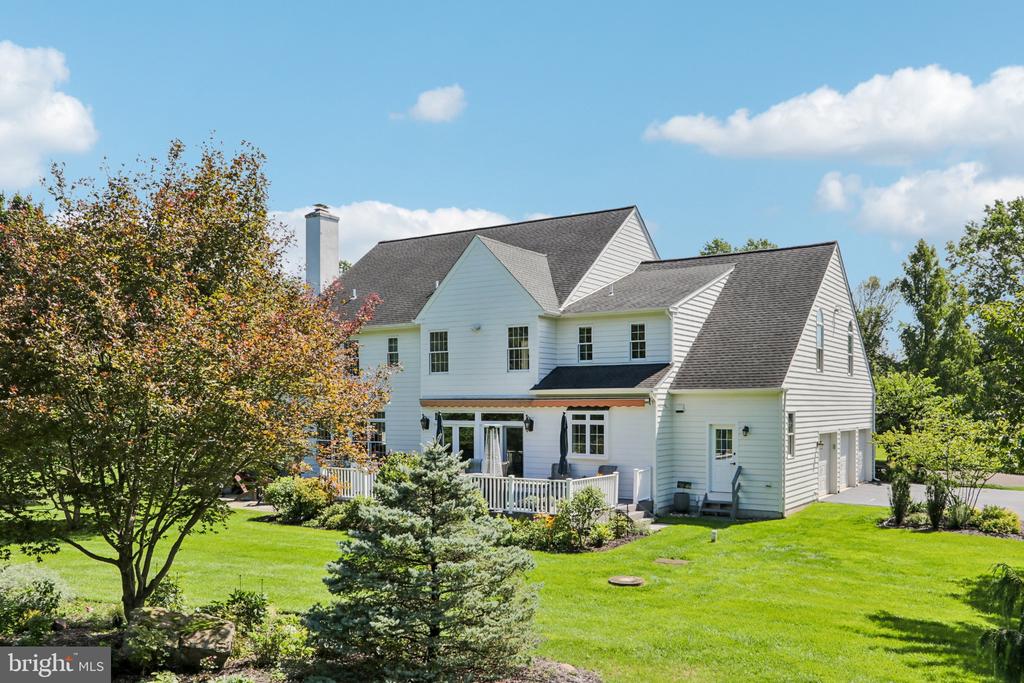 3696 COLDBROOK CIRCLE