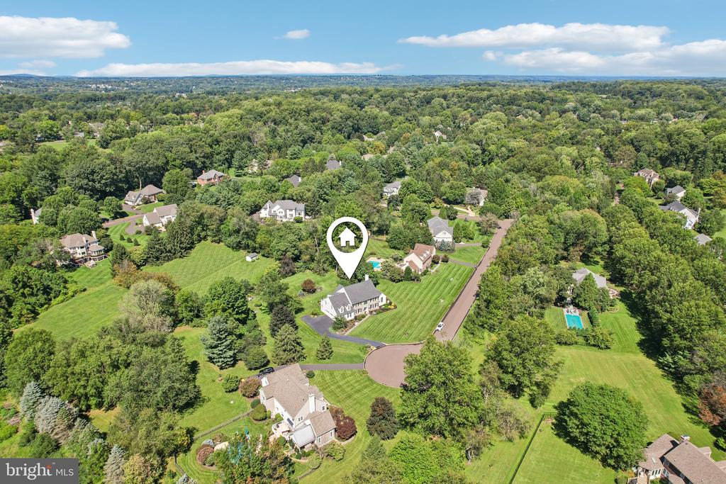 3696 COLDBROOK CIRCLE