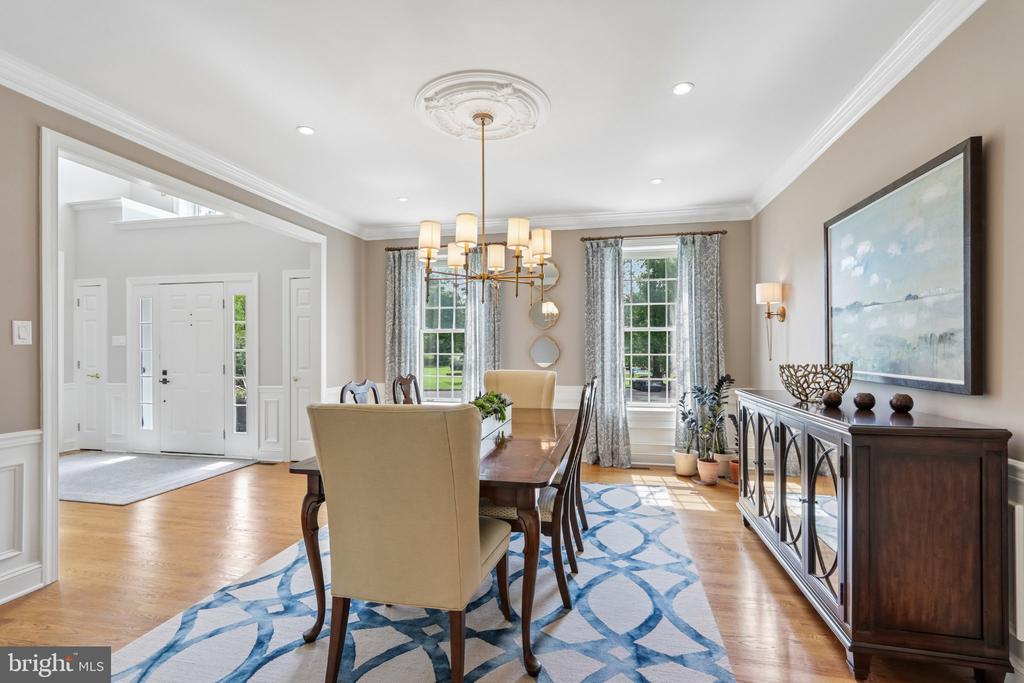 3696 COLDBROOK CIRCLE