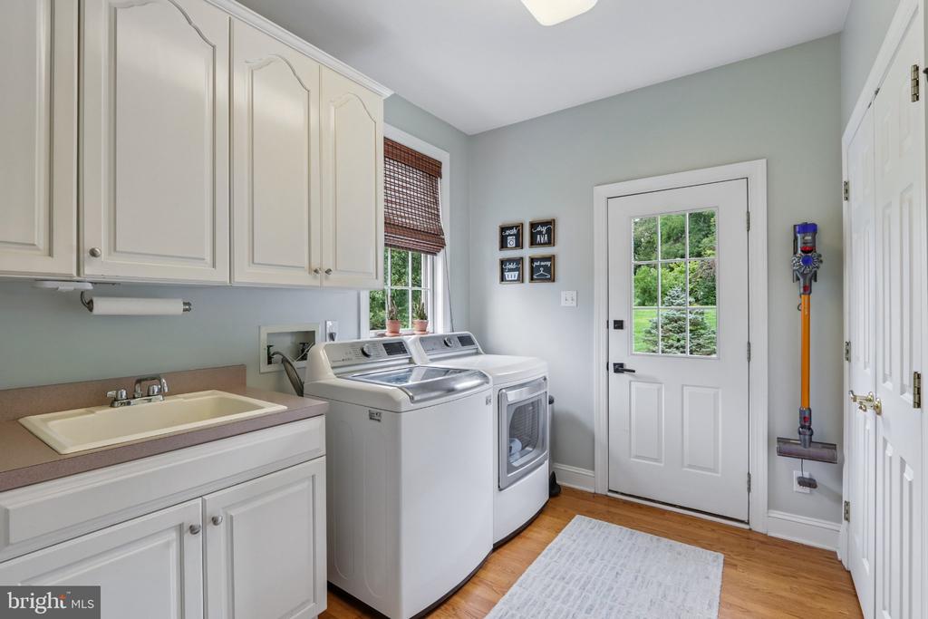3696 COLDBROOK CIRCLE