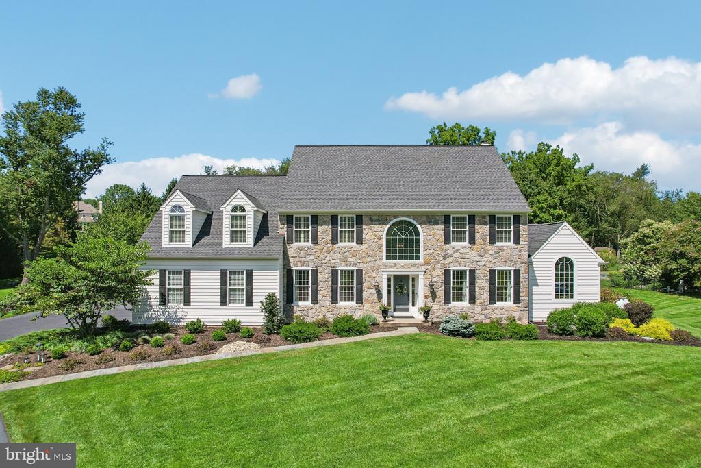 3696 COLDBROOK CIRCLE
