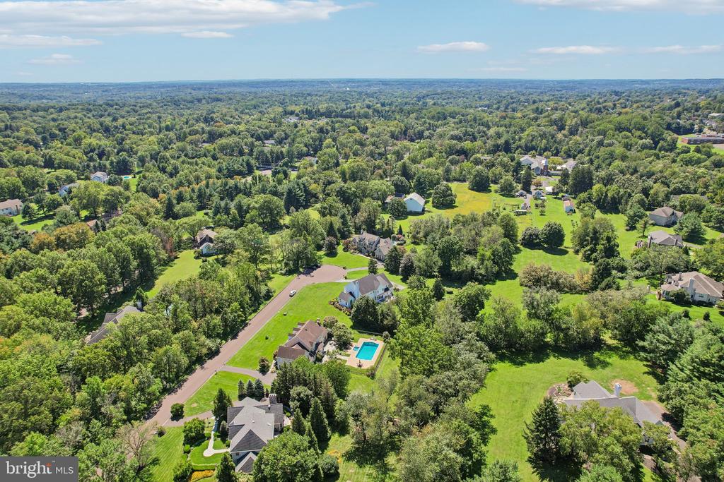 3696 COLDBROOK CIRCLE