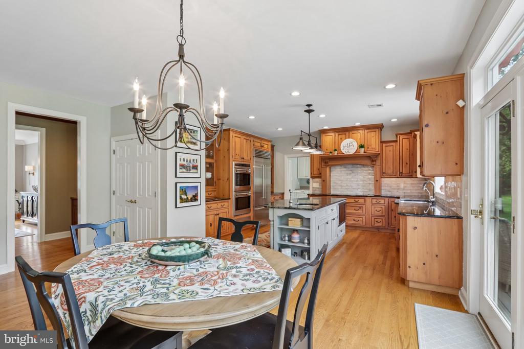 3696 COLDBROOK CIRCLE