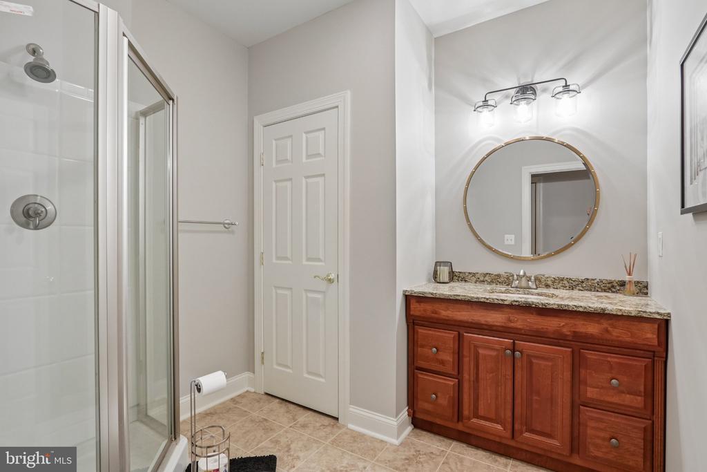 3696 COLDBROOK CIRCLE