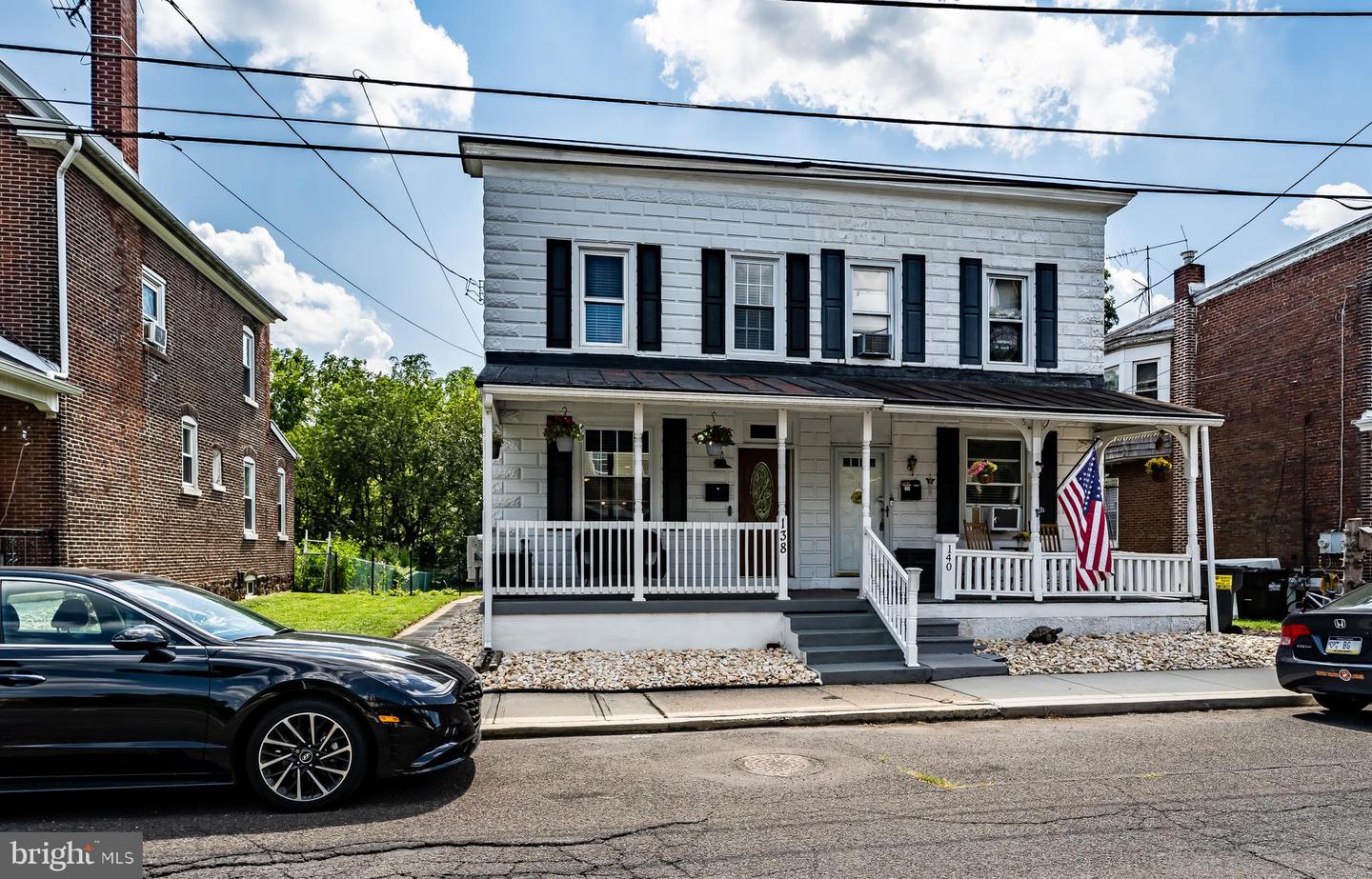 138 W Main St