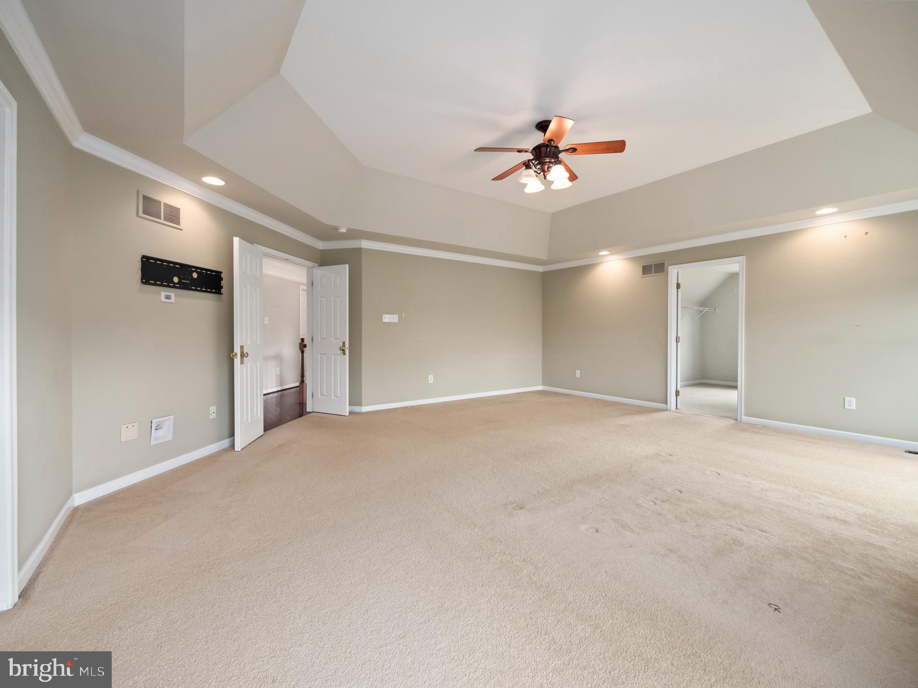 1230 Denton Dr