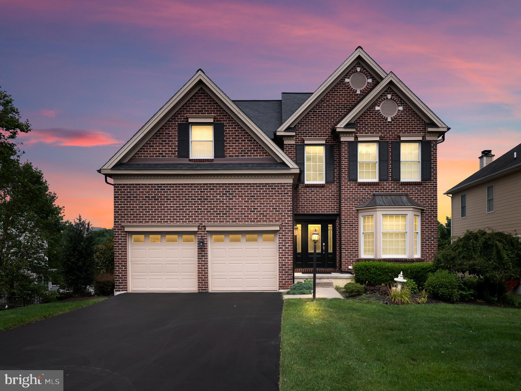 1230 Denton Dr