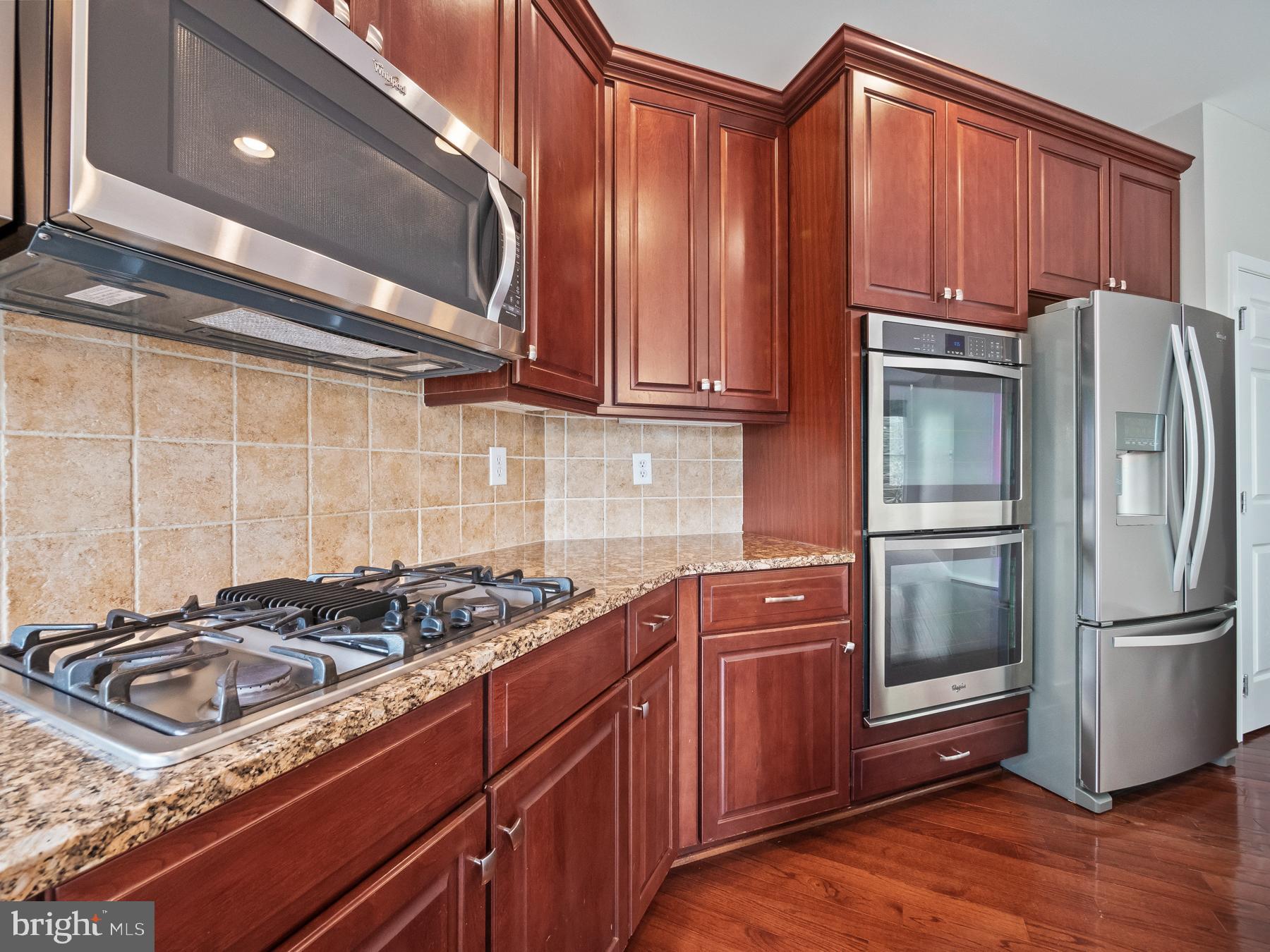 1230 Denton Dr