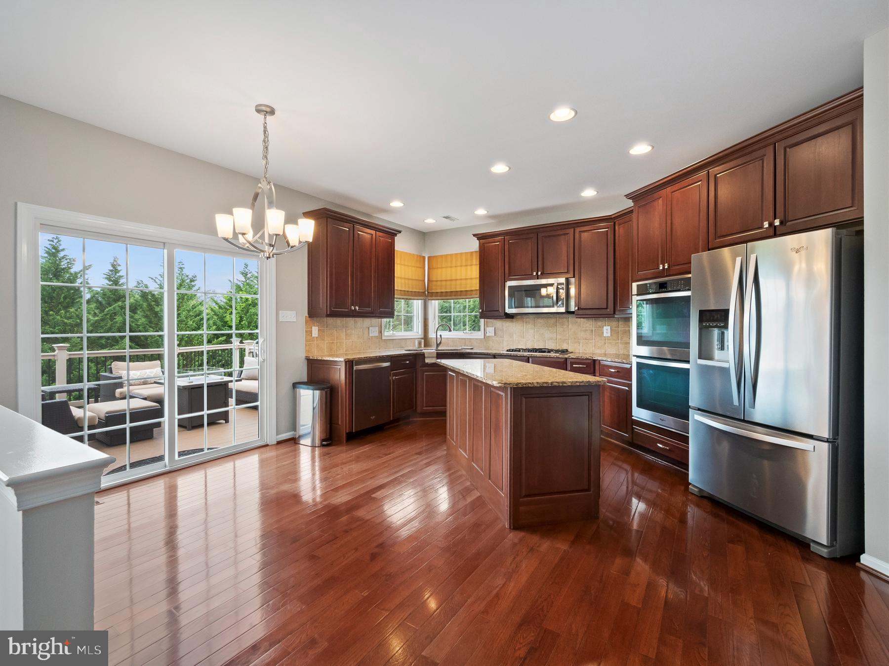 1230 Denton Dr