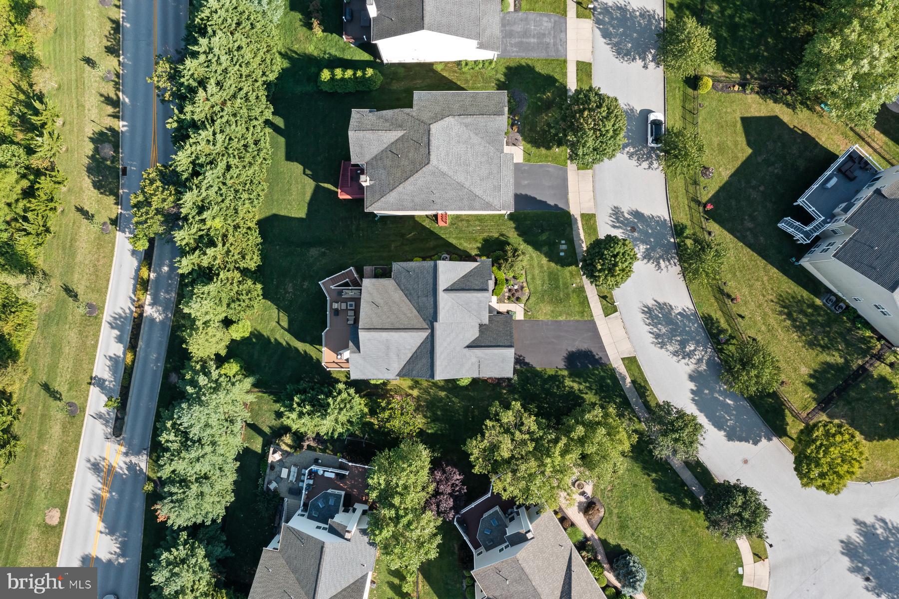 1230 Denton Dr