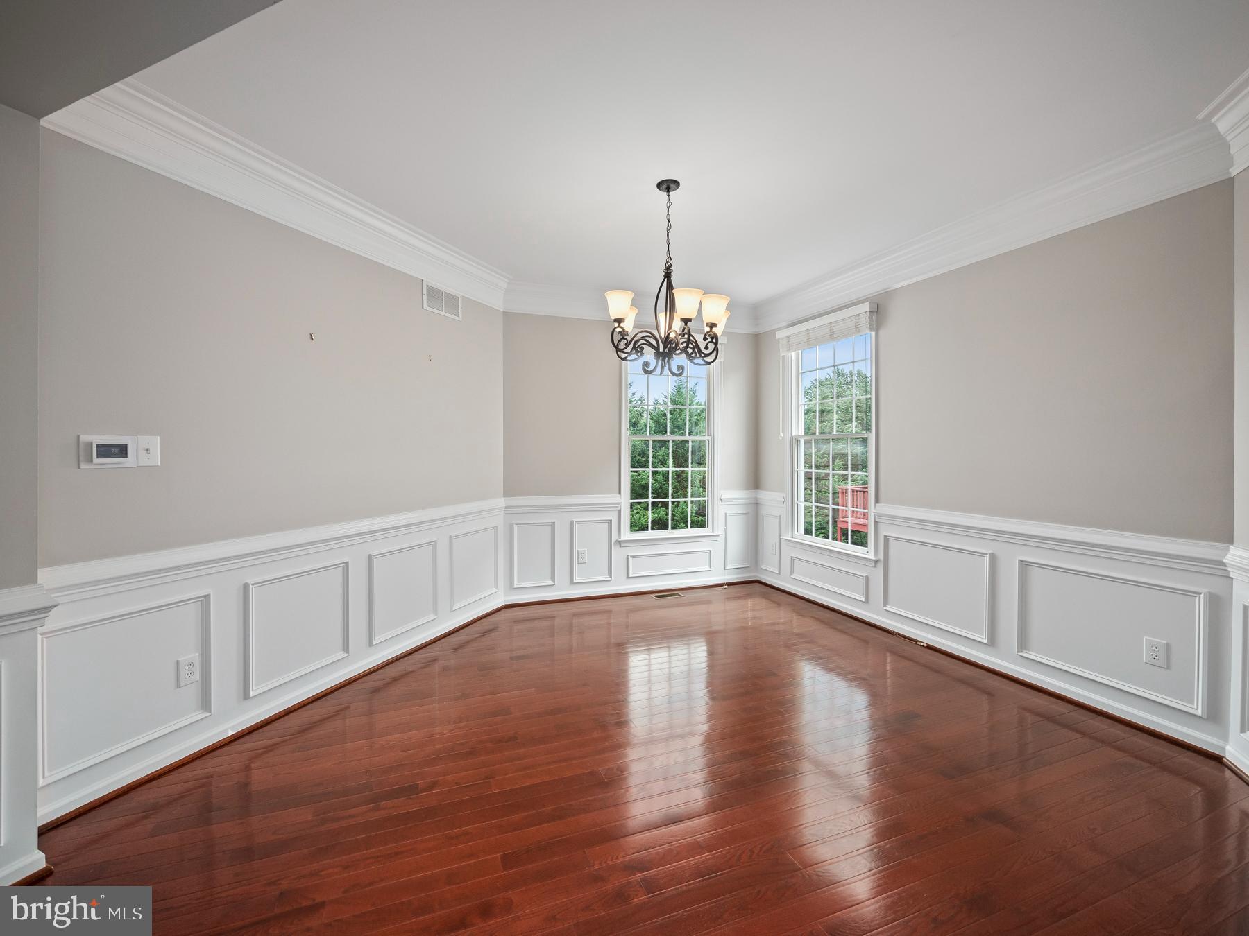 1230 Denton Dr
