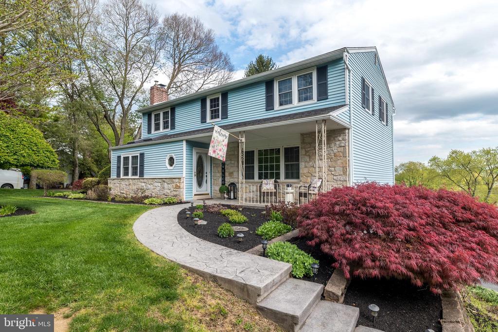 12 Washington Ln