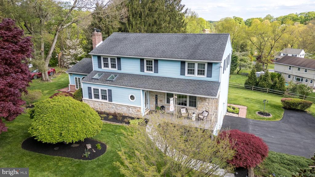 12 Washington Ln