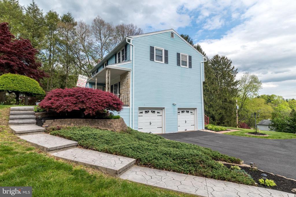 12 Washington Ln