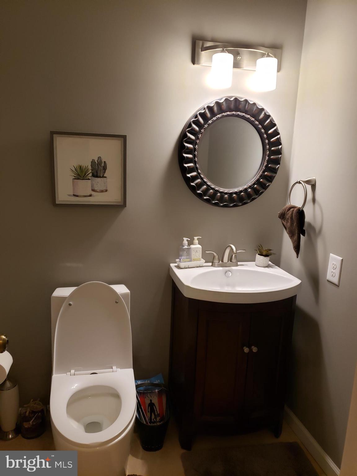 14 Airdrie Ct