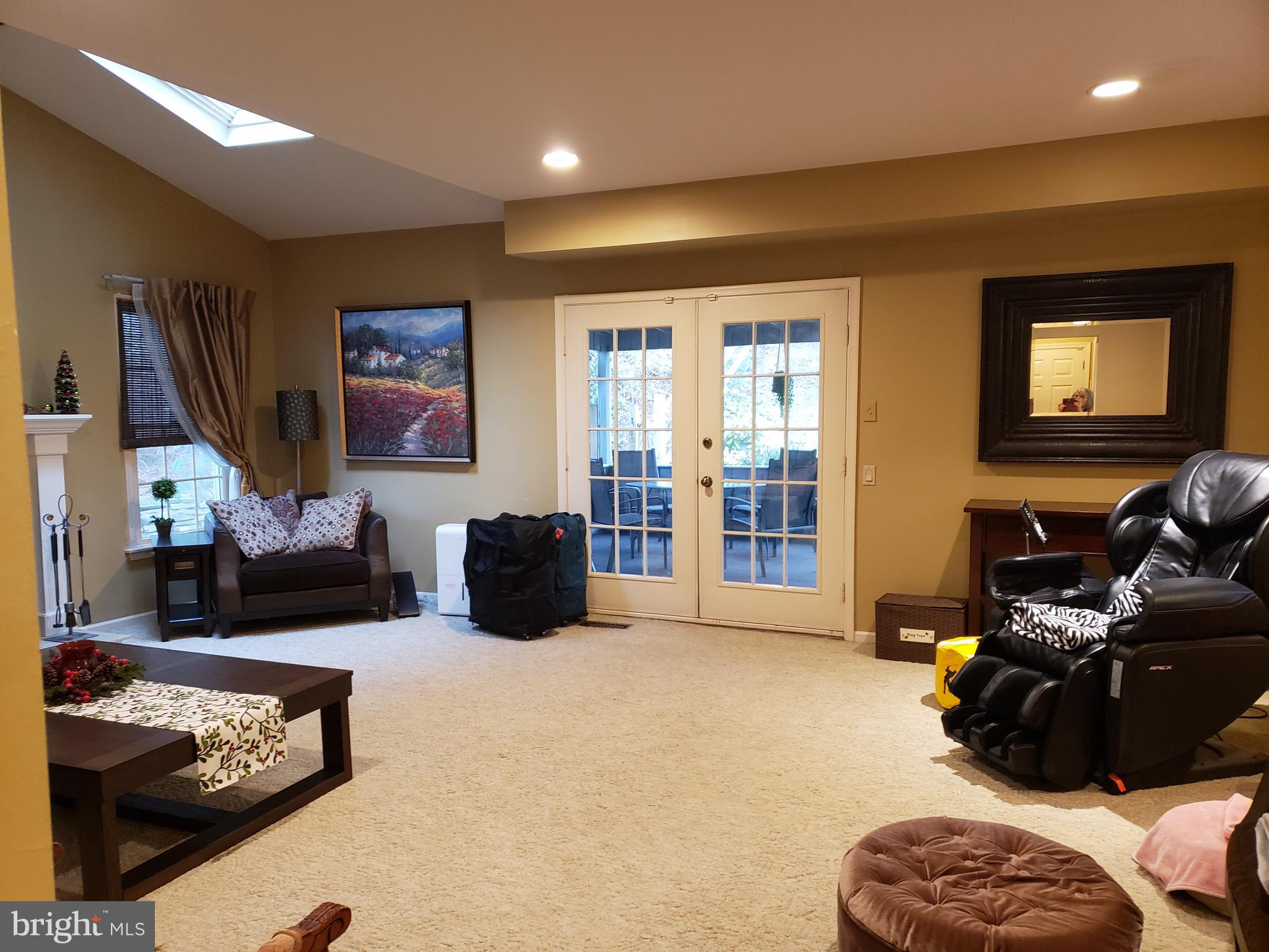 14 Airdrie Ct