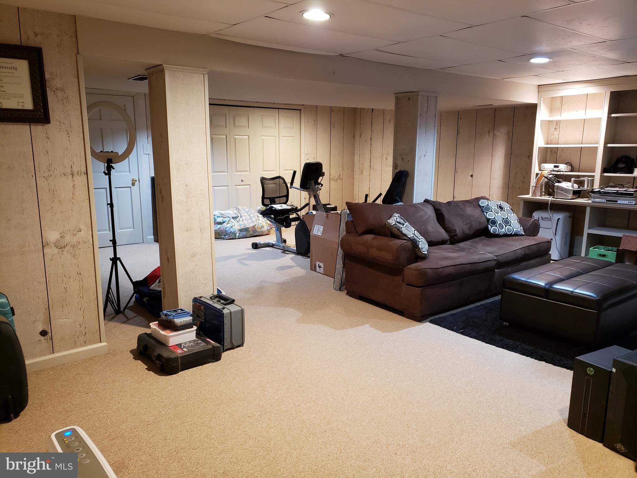14 Airdrie Ct