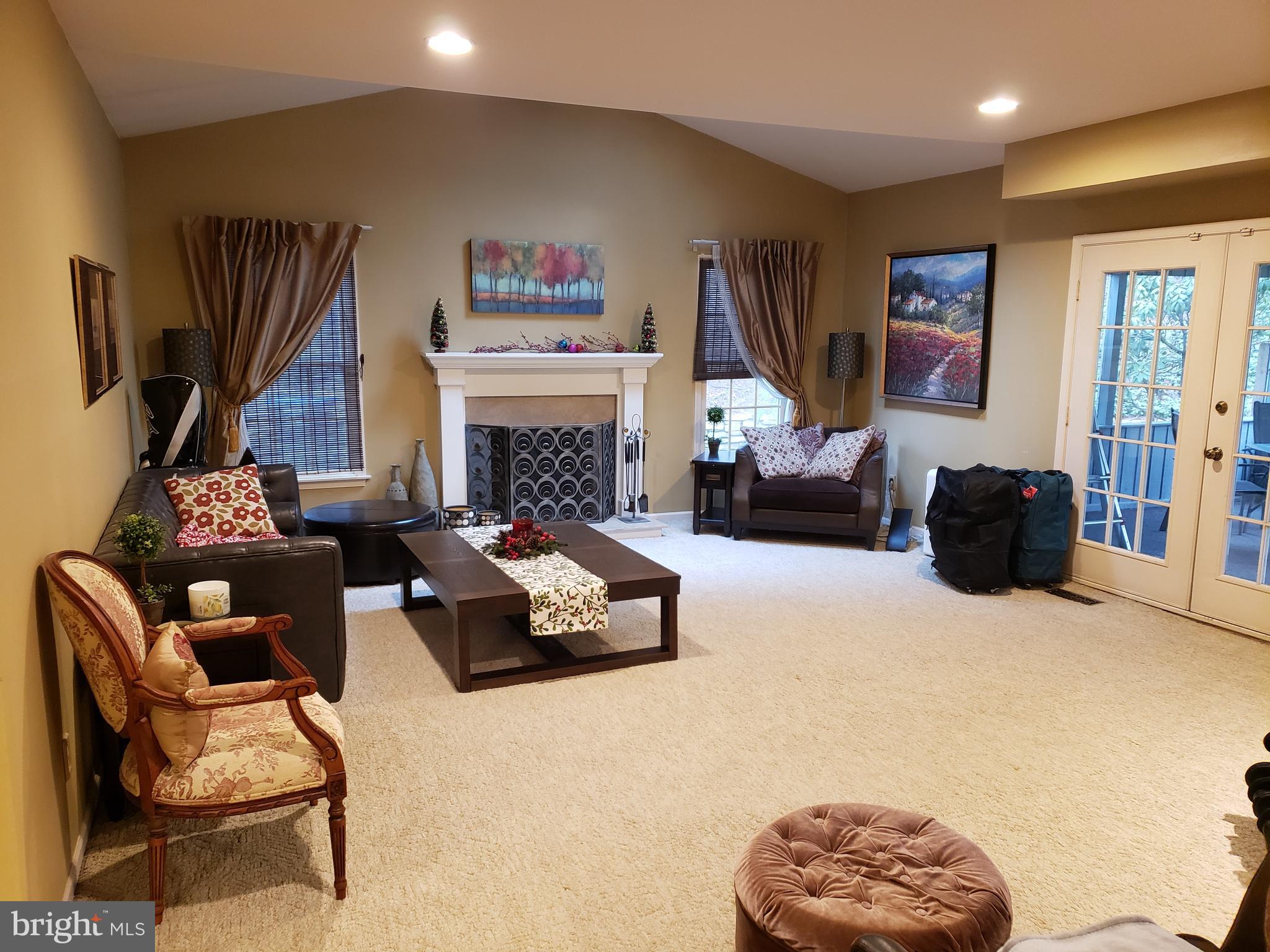 14 Airdrie Ct