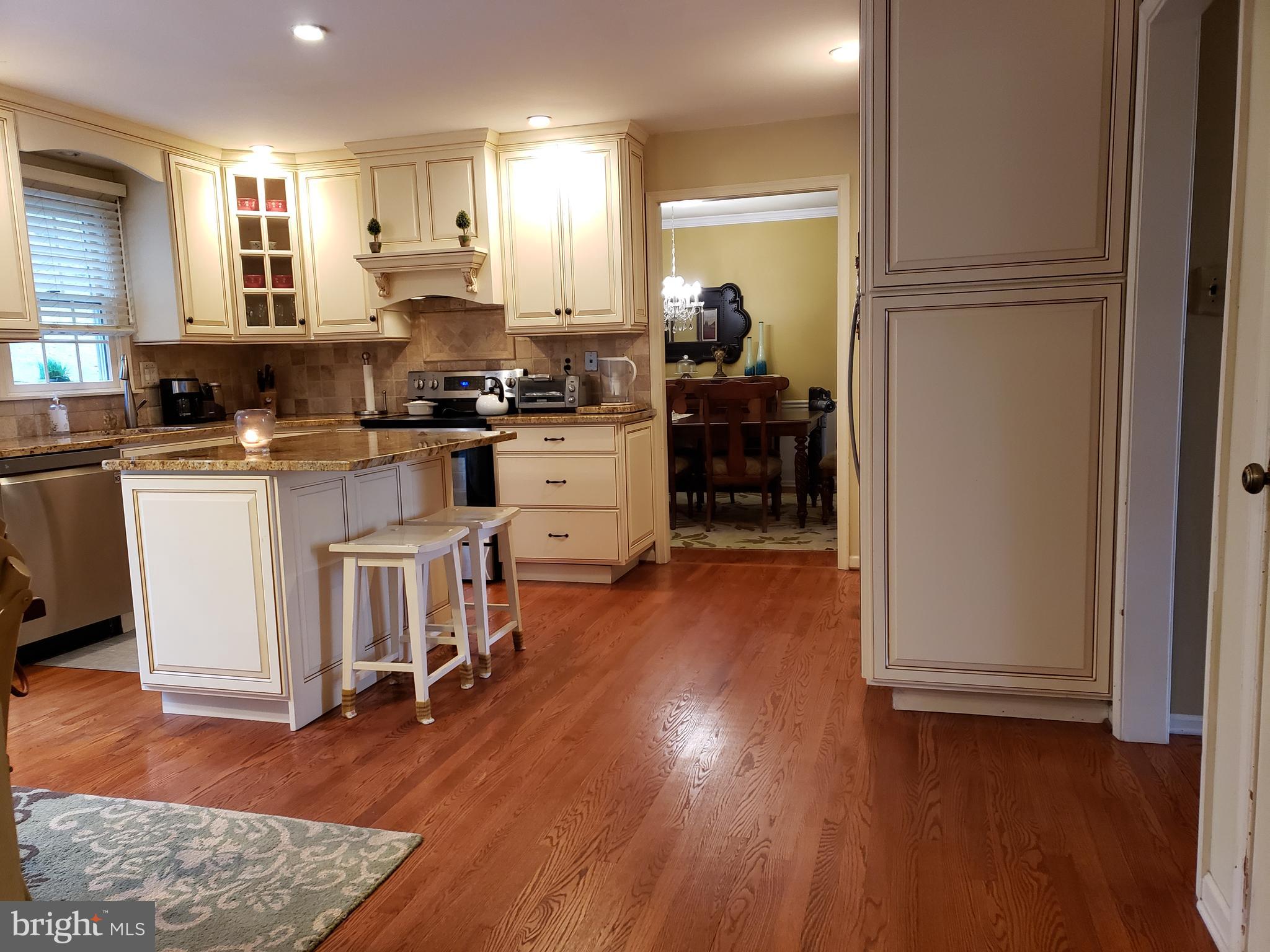 14 Airdrie Ct