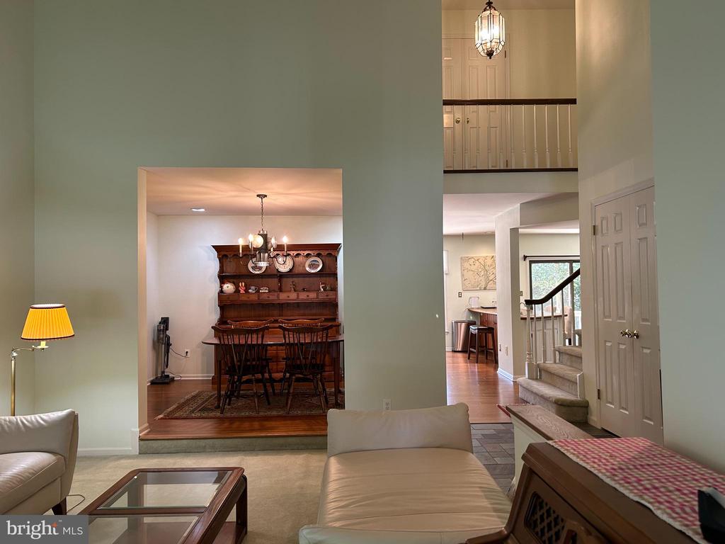 206 SPRINGHOUSE POND