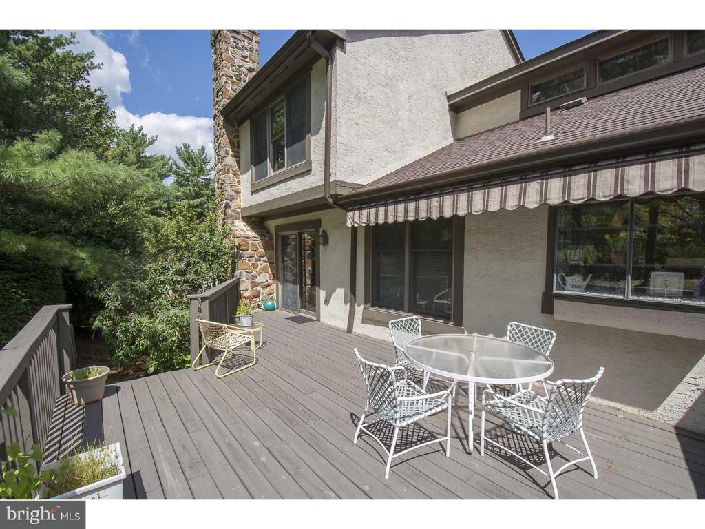 206 SPRINGHOUSE POND