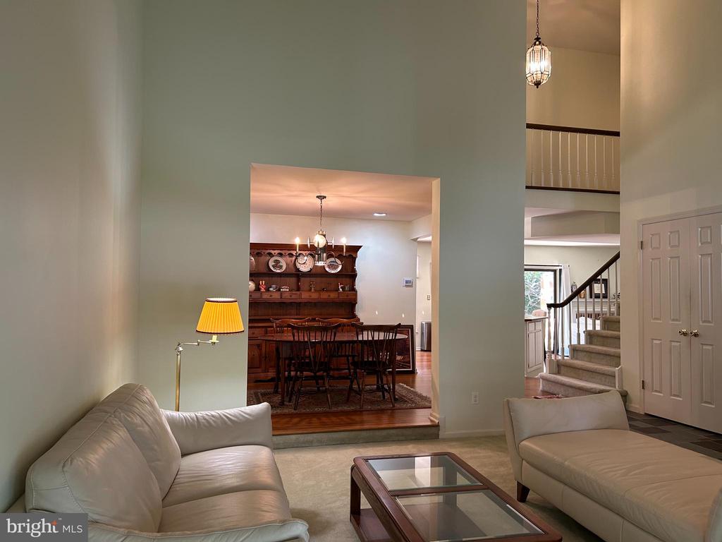 206 SPRINGHOUSE POND