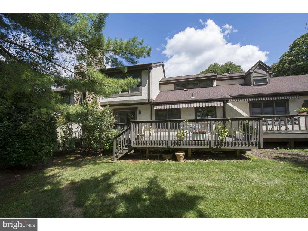 206 SPRINGHOUSE POND